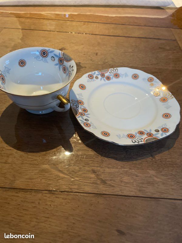 Tasse à thé en Porcelaine (image 2)