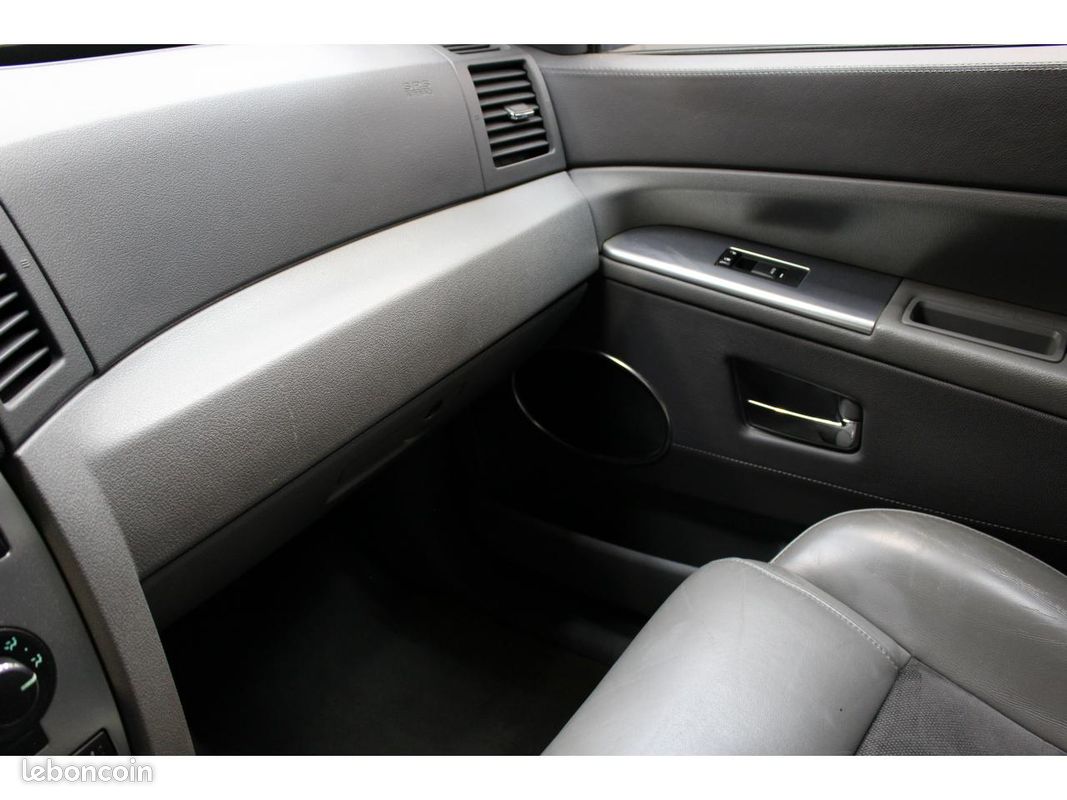 Jeep grand cherokee 6.1 hemi v8 srt-8 2007 phase 1 (image 32)