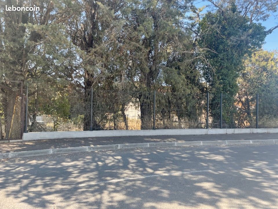 Terrain 650 m² · à Miramas · 199 000 €