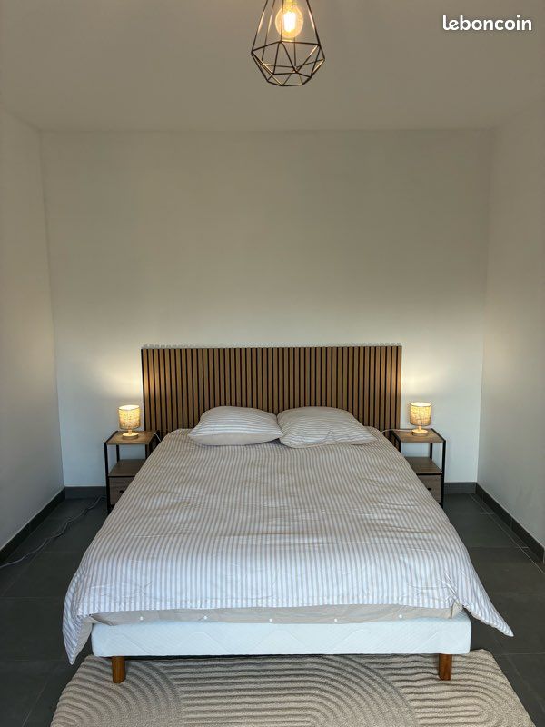 Appartement 8 pièces 120 m² · à Bordeaux · 120 m² · 790 €/mois