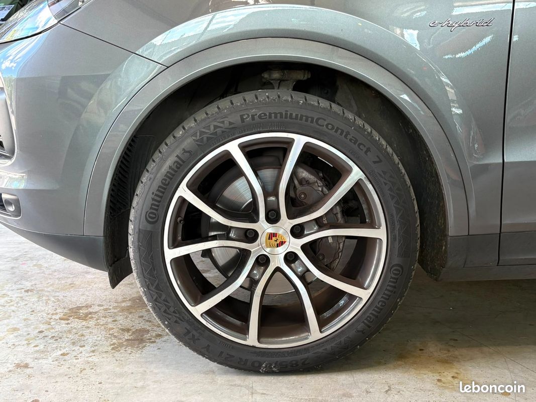PORSCHE CAYENNE COUPE E-Hybrid 3.0 V6 462 ch Tiptronic BVA - Toit panoramique (image 35)