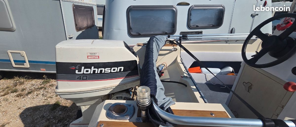Bateau Janneau Djerba 400, moeur 2T, remorque (image 2)