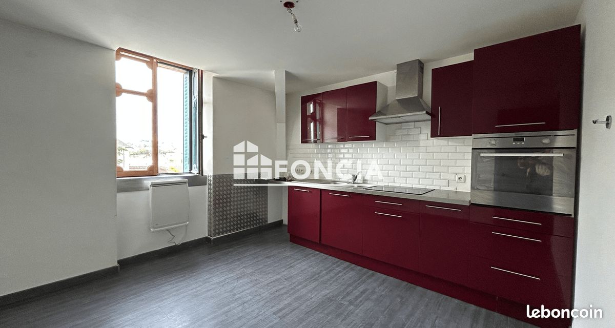 Appartement 2 pièces 57 m² · à Montluçon · 57 m² · 470 €/mois