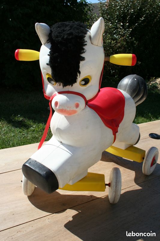 ② Cheval sur Roulettes pour le Jouet Idéal