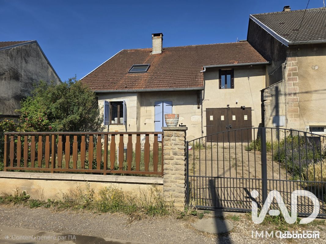 Maison 5 pièces 156 m² · à Montigny-Mornay-Villeneuve-sur-V. · 156 m² · 125 000 €