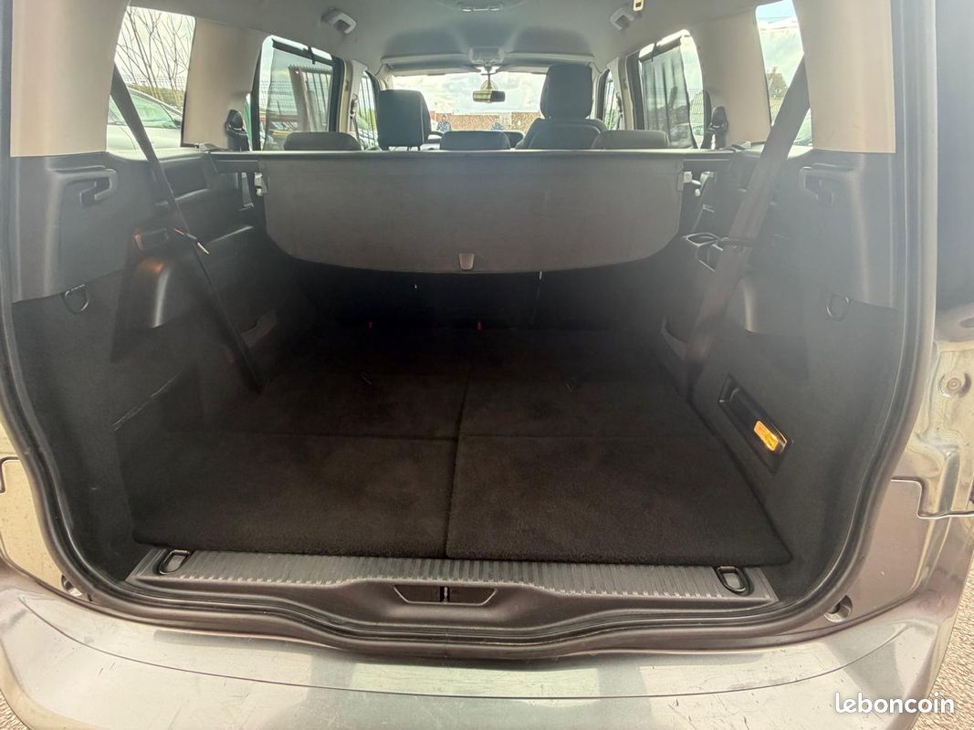 Citroen grand c4 picasso exclusive boite automatique 1.6 hdi 115cv - 8v turbo 2014 (image 34)