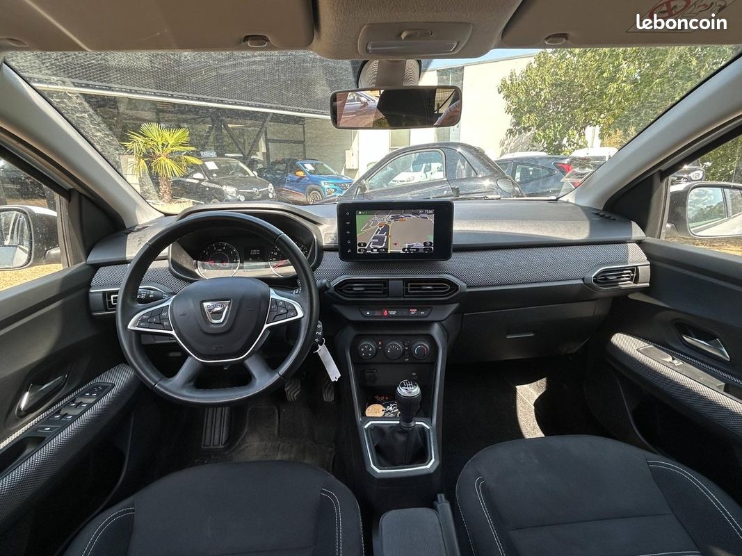 Dacia Jogger 1.0 TCe 110ch Confort 5 places (image 12)