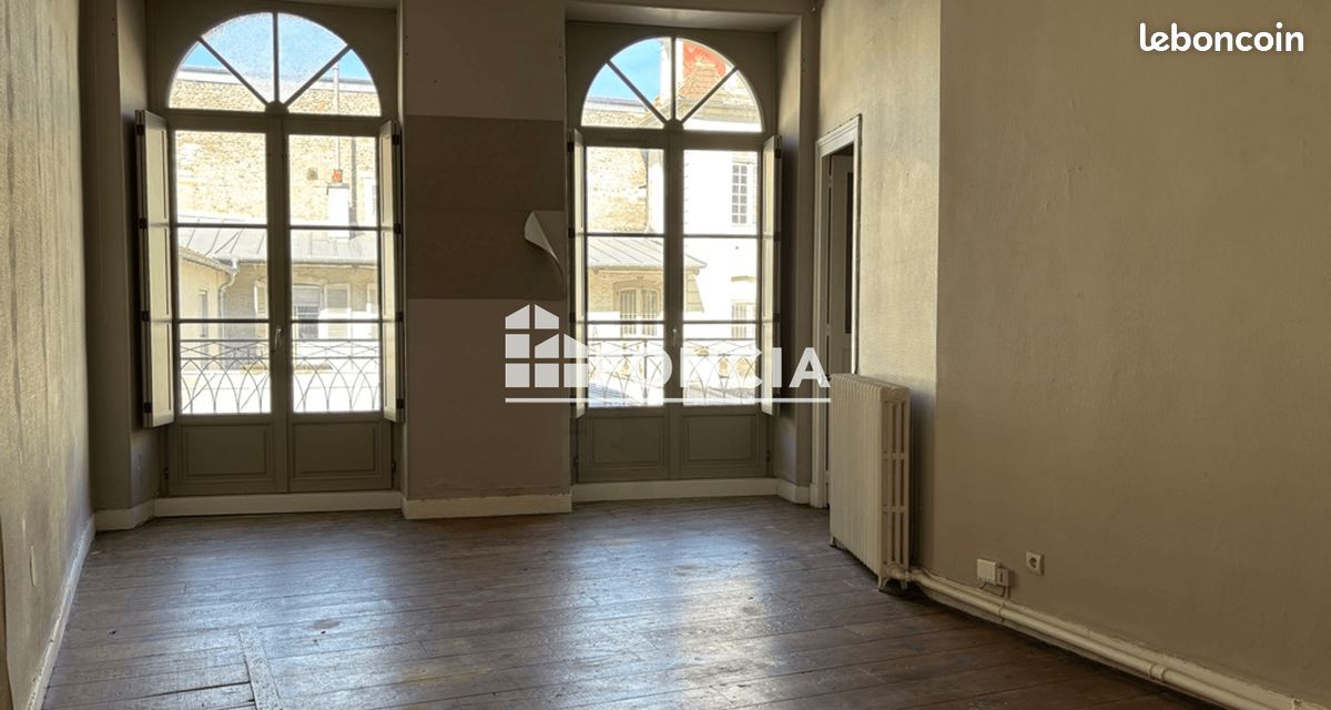 Appartement 3 pièces 93 m² · à Pau · 93 m² · 165 000 €
