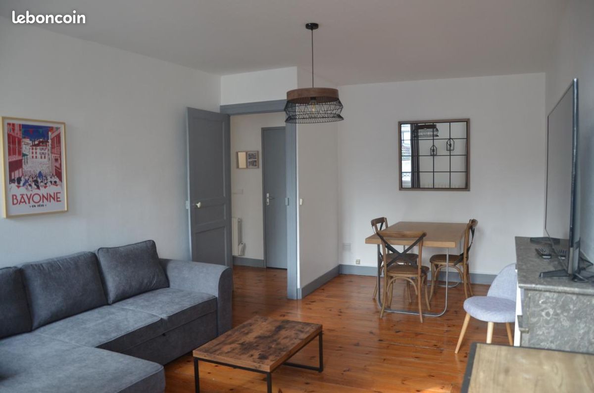 Appartement 3 pièces 75 m² · à Pau · 75 m² · 860 €/mois