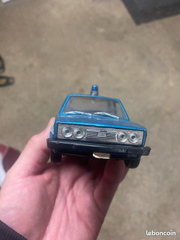Fiat 131 Polizia Au 1/43 Par Polistil - Miniature Italienne D'Occasion