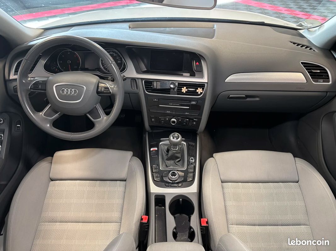 Audi A4 Attraction (image 19)