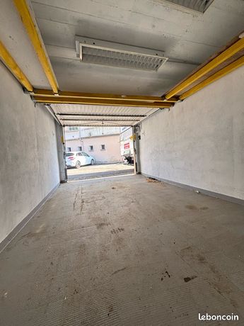 Garage à vendre (environ 20m2)