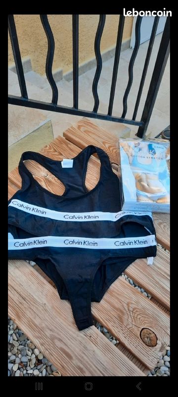 Lingerie Calvin Klein d'occasion - Annonces vêtements leboncoin