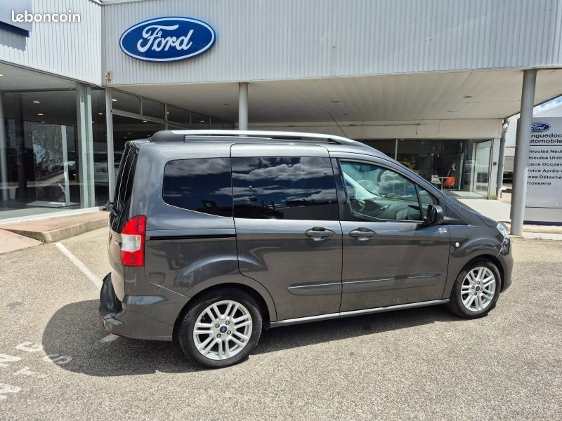 Ford Tourneo Courier 1.0E 100ch Titanium (image 9)