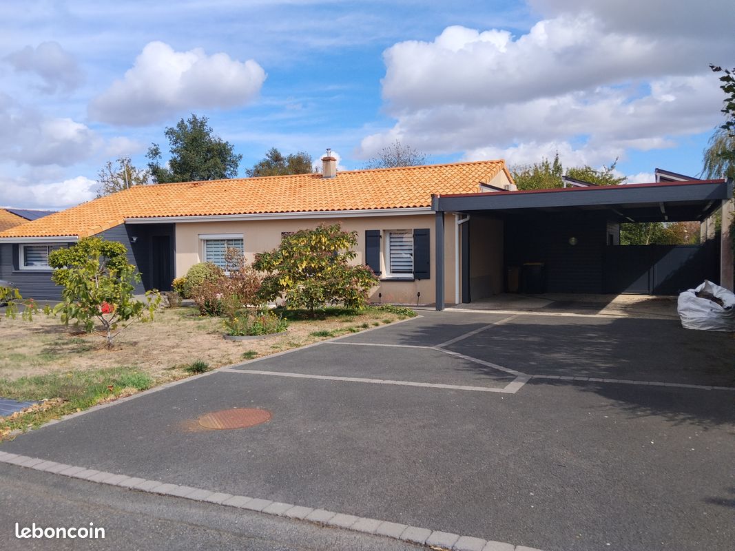 Maison 7 pièces 169 m² · à Chanteloup-les-Bois · 169 m² · 309 000 €
