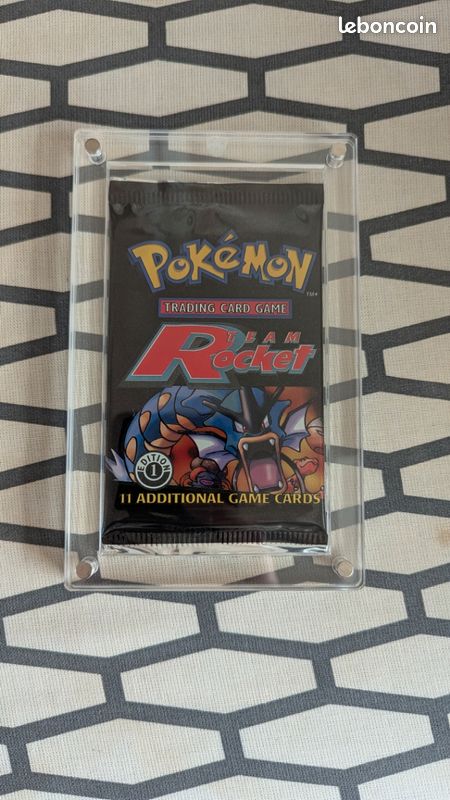 Lot Pokmon Vintage  Boosters 1st Edition Anglais Scells + Deck Rocket   Collection Ultra Rare - Collection