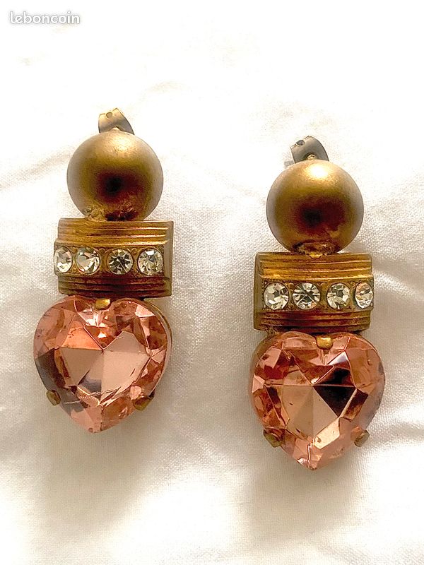 Boucles D'oreilles à Clips Vintage Cœur Rose Plastique Et Strass - Neuf Sans Emballage