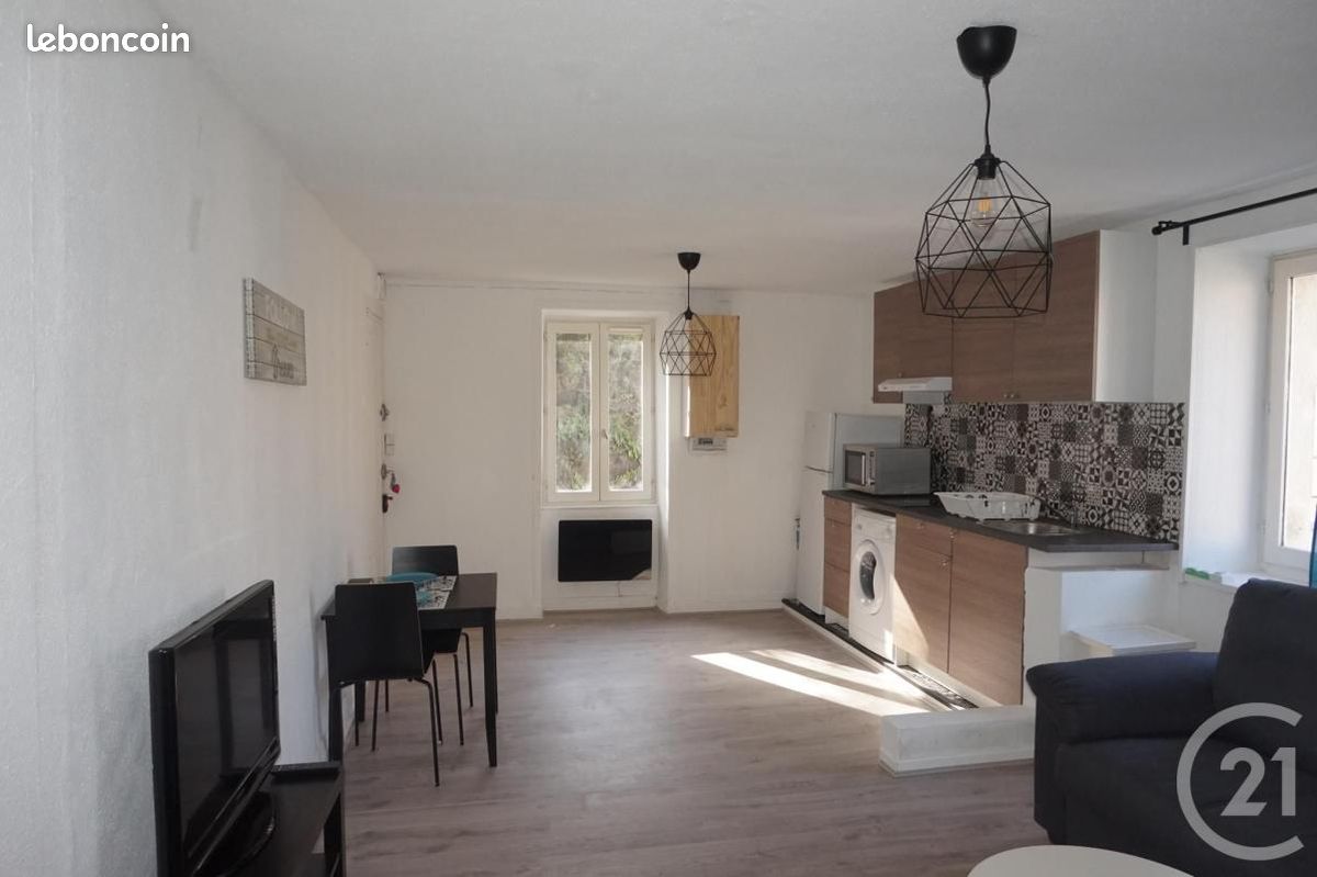 Appartement 2 pièces 44 m² · à Annonay · 44 m² · 395 €