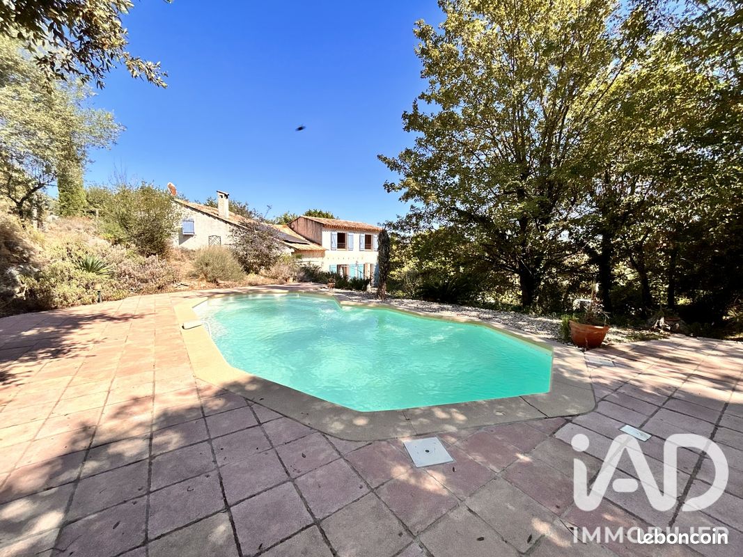 Maison 6 pièces 137 m² · à Tourrettes-sur-Loup · 137 m² · 640 000 €