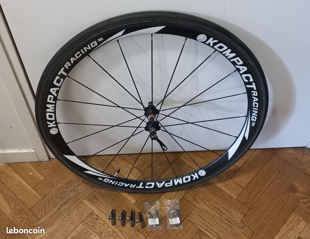 Carbone Roue 700c Roue Carbone 700c (28') 38mm Boyau +attache