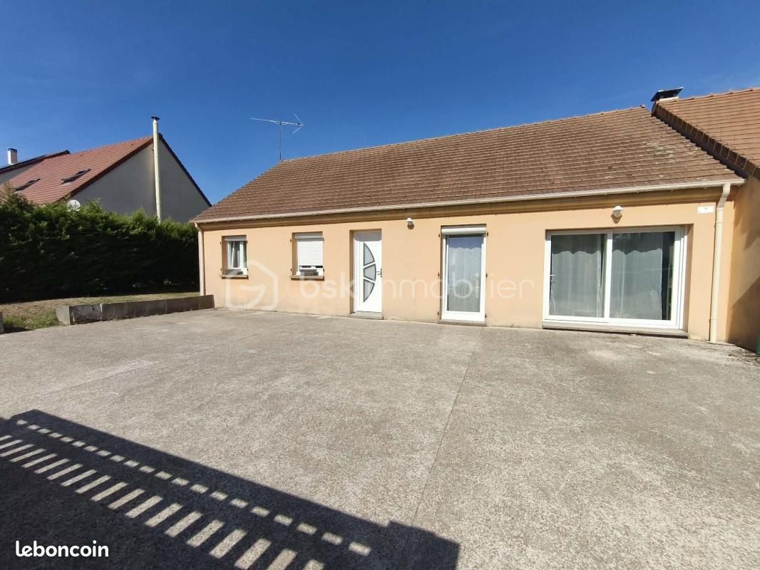 Maison 6 pièces 98 m² · à Saint-Martin-des-Champs · 98 m² · 205 000 €