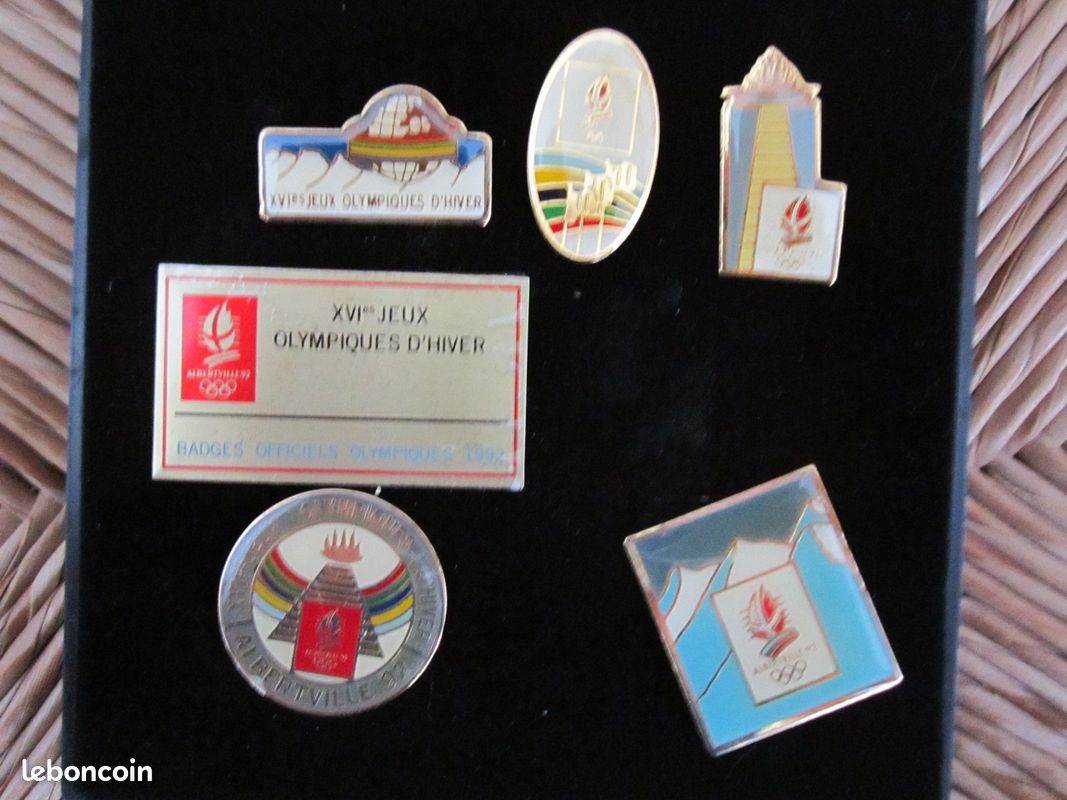 Pin's 3M scotch JO Jeux Olympiques Sport Or Doré gold