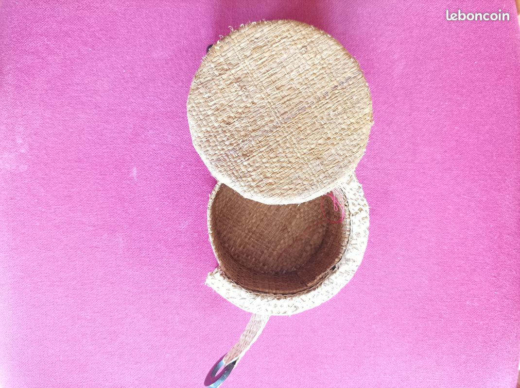 Ensemble de deux boites à bijoux en raphia (image 4)