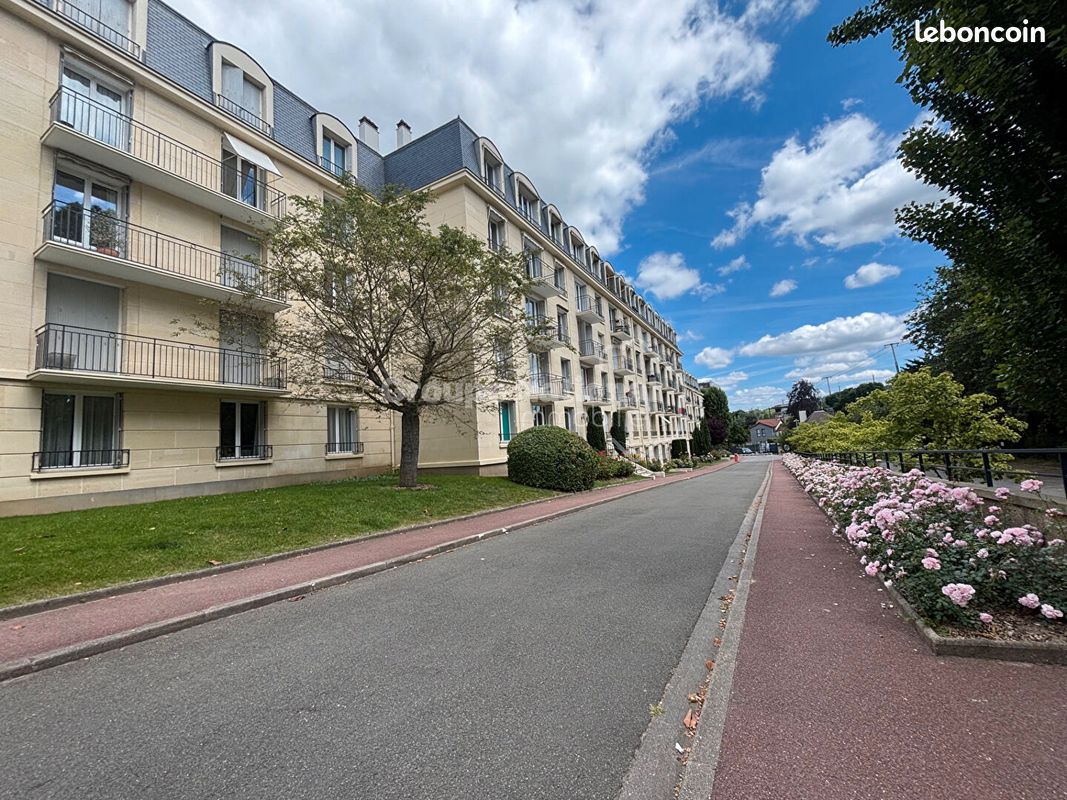 Appartement 3 pièces 88 m² · à Versailles · 88 m² · 440 000 €