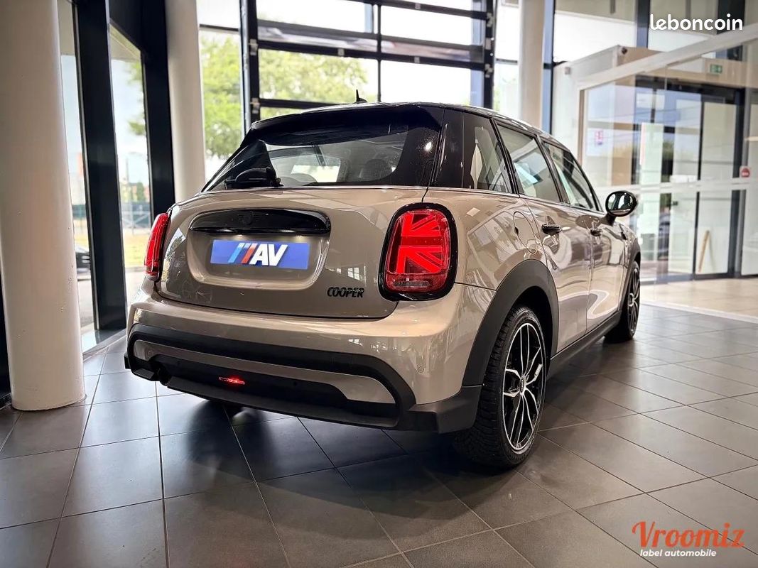 Mini Mini (F55) Cooper - 1.5 136CH - Edition Premium BVA7 (image 6)