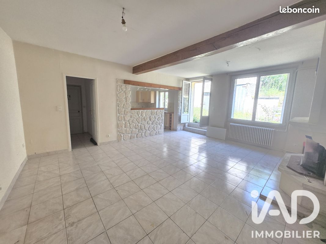 Maison 3 pièces 85 m² · à Vinneuf · 85 m² · 125 000 €