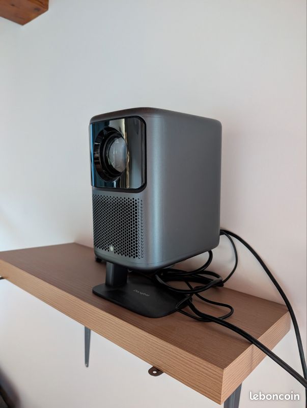 Projecteur TV cinéma sur pied (image 3)