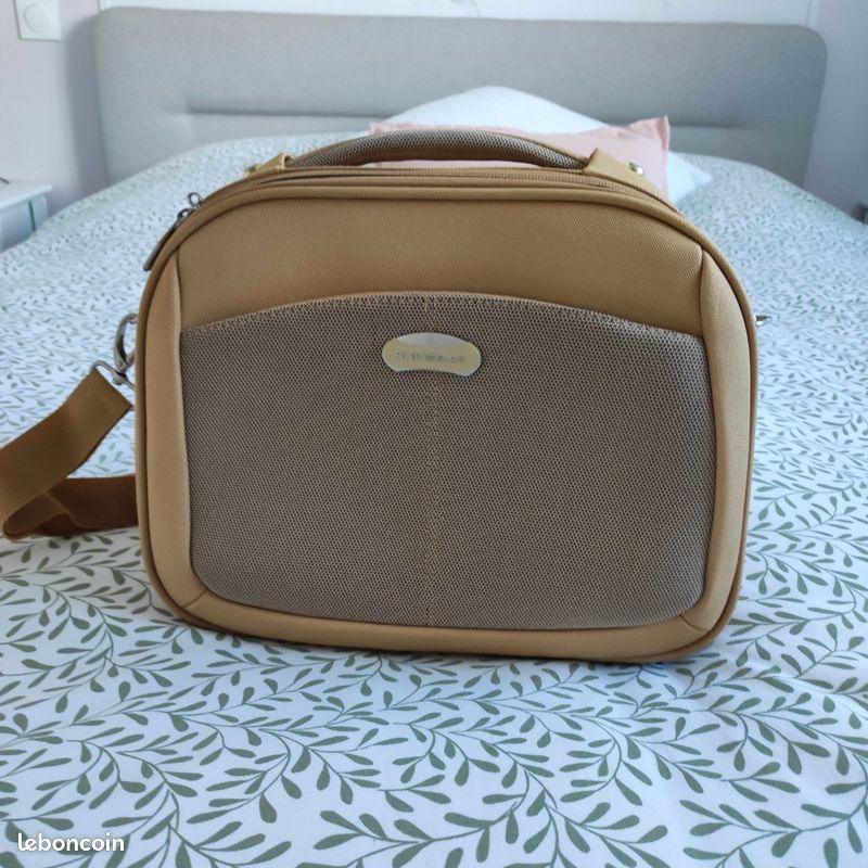 Valise (image 1)