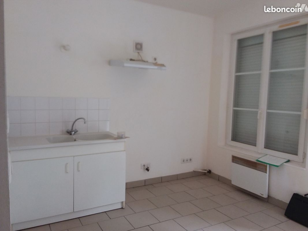 Appartement 3 pièces 35 m² · à Gournay-en-Bray · 35 m² · 400 €