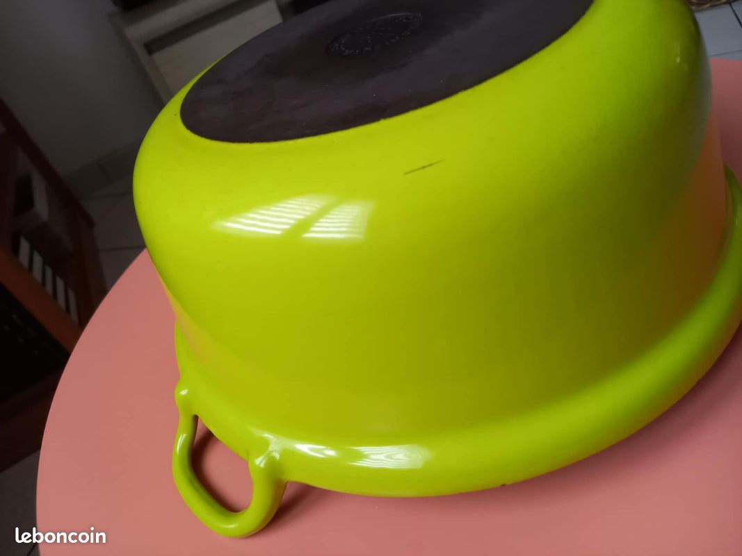 Cocotte En Fonte émaillée Verte Fontignac - 24 Cm / 3,8 L - Fabriquée En France