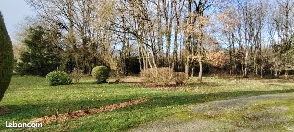 Maison 8 pièces 215 m² · à Assais-les-Jumeaux · 215 m² · 179 500 €
