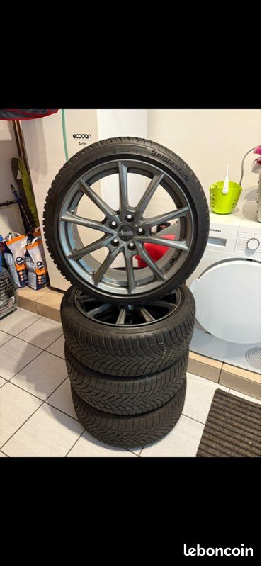 Jantes Advanti Racing (style Pretoria) 225/40/R18 Bridgestone (image 1)