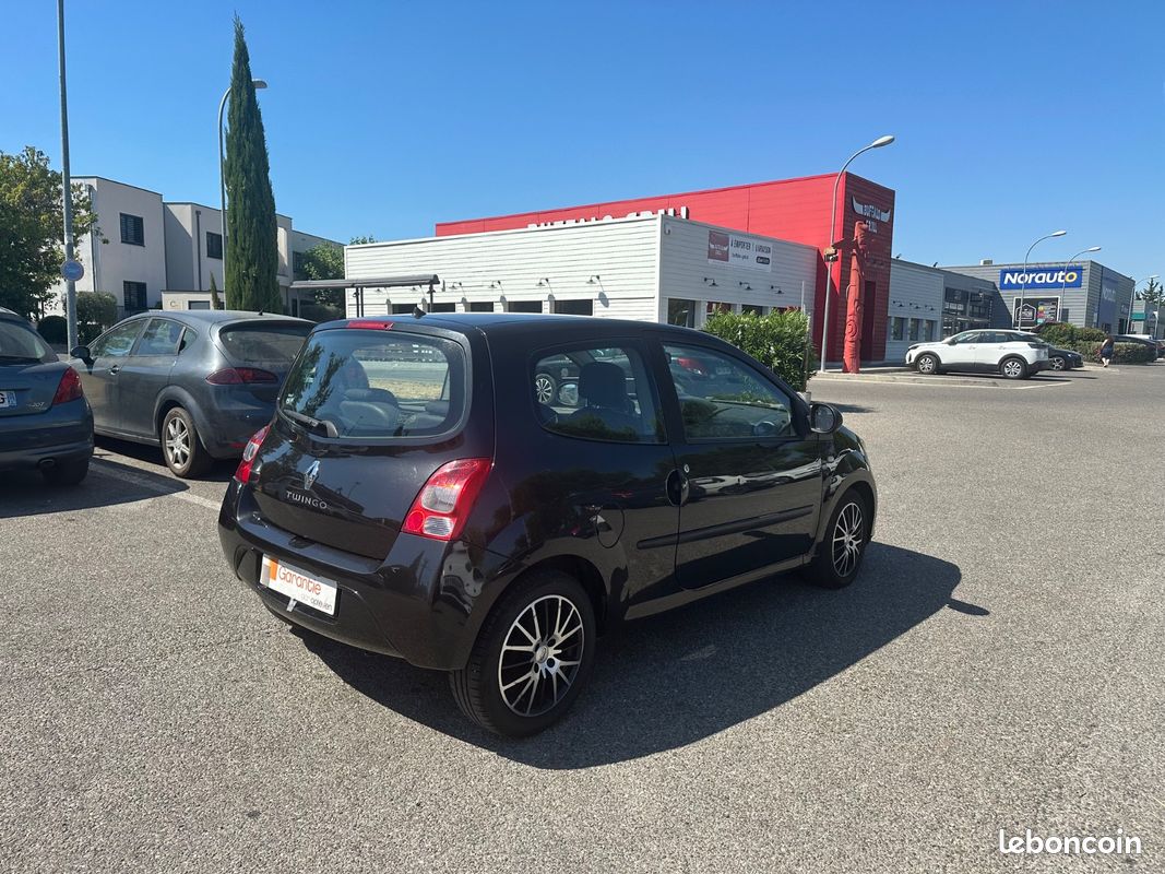 Renault TWINGO II Dynamique (image 7)