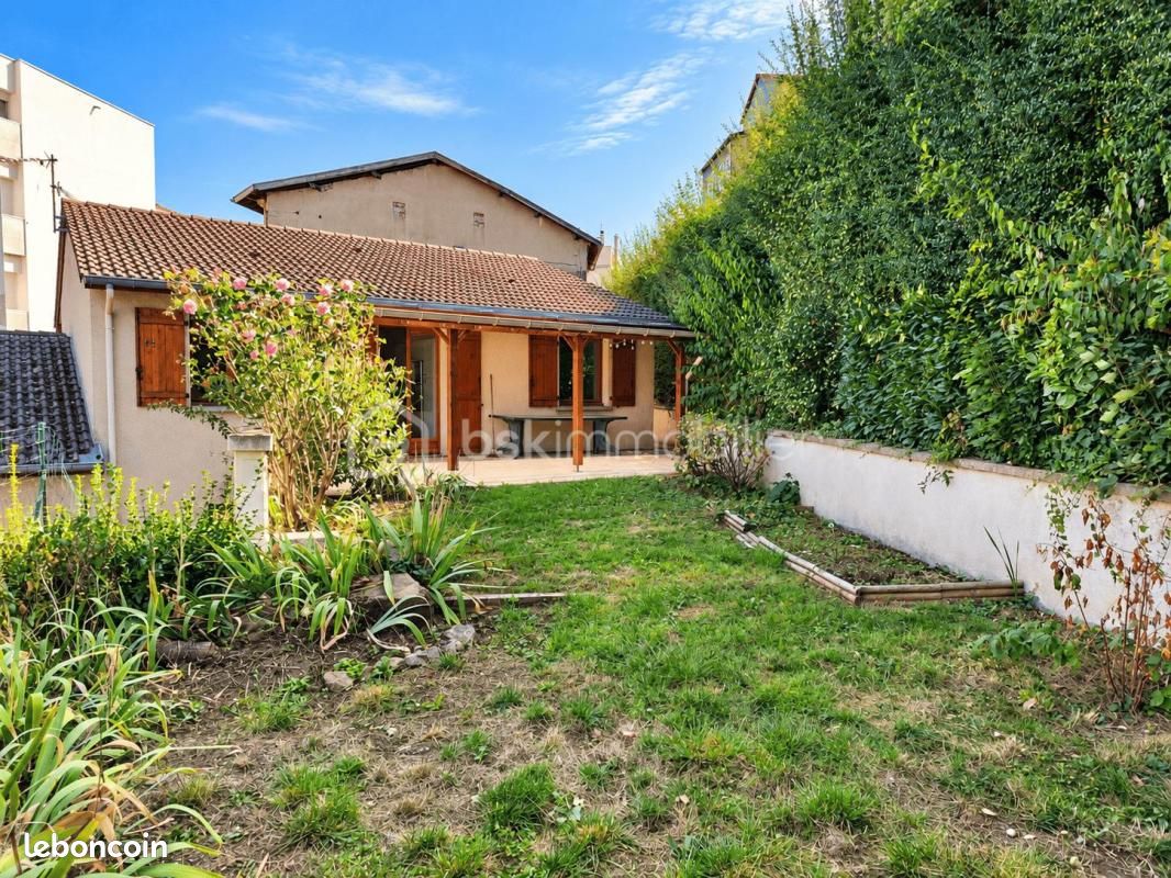 Maison 5 pièces 78 m² · à Saint-Étienne · 78 m² · 219 000 €
