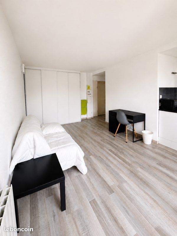Appartement 1 pièce 27 m² · à Saint-Étienne · 27 m² · 430 €