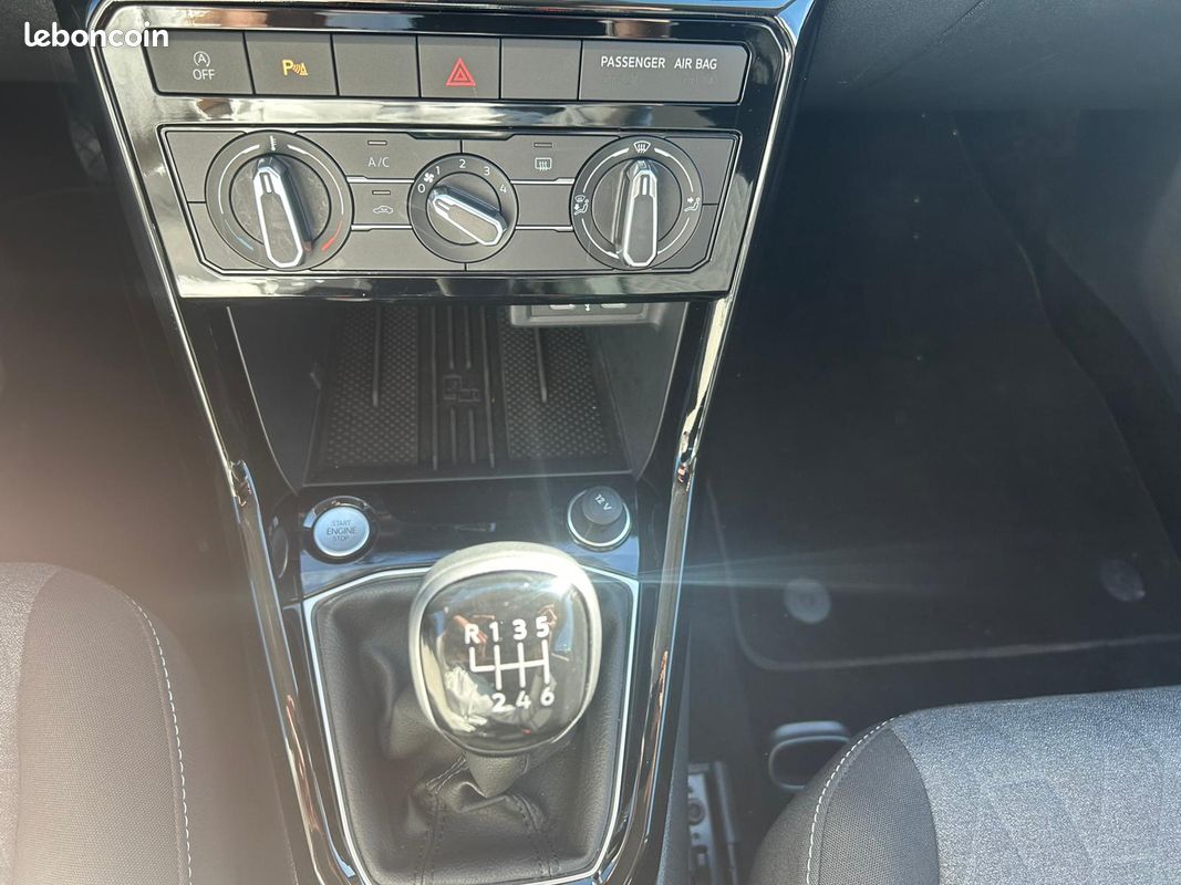 VOLKSWAGEN T-Cross 1.0 TSI 116 Start/Stop BVM6 VW Edition (image 26)