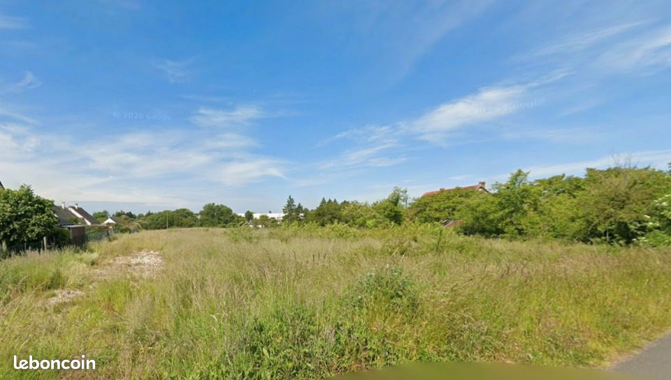 Terrain 780 m² · à Langeais · 100 000 €
