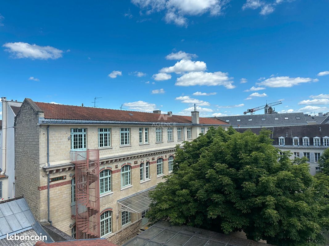 Appartement 1 pièce 23 m² · à Saint-Germain-en-Laye · 23 m² · 209 000 €