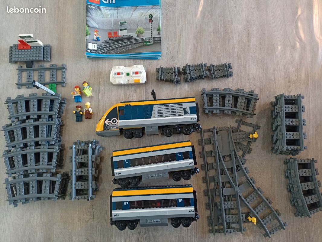 Lego City train de passgers 60197 60205 60238 Jeux