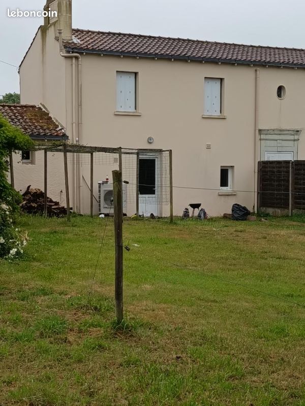Maison 3 pièces 90 m² · à Orée d'Anjou · 90 m² · 810 €