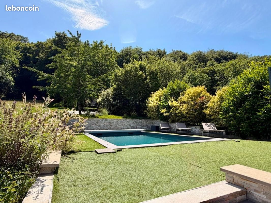 Maison 7 pièces 187 m² · à Cravanche · 187 m² · 355 000 €