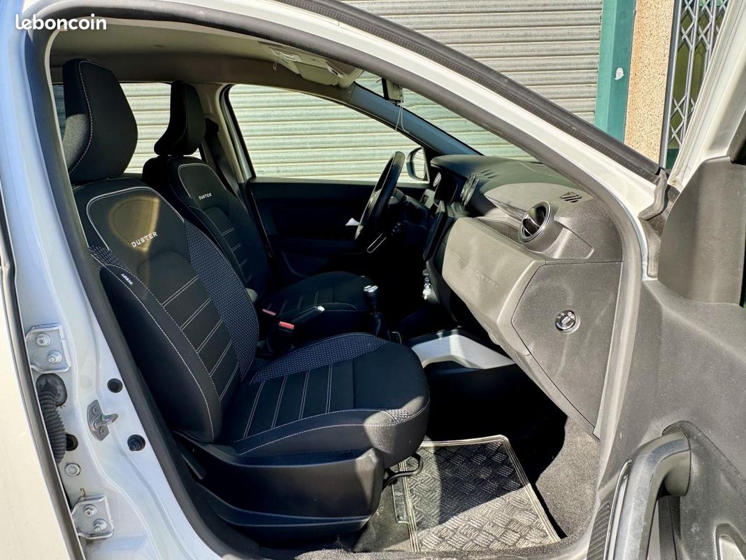 DACIA DUSTER 1.5 Blue dCi 115Ch Prestige (image 25)