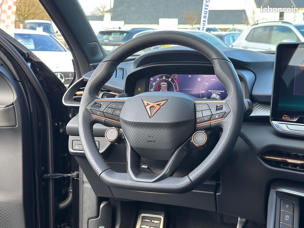 Cupra TERRAMAR 1.5 ETSI HYBRID 150CH V DSG7 (image 12)