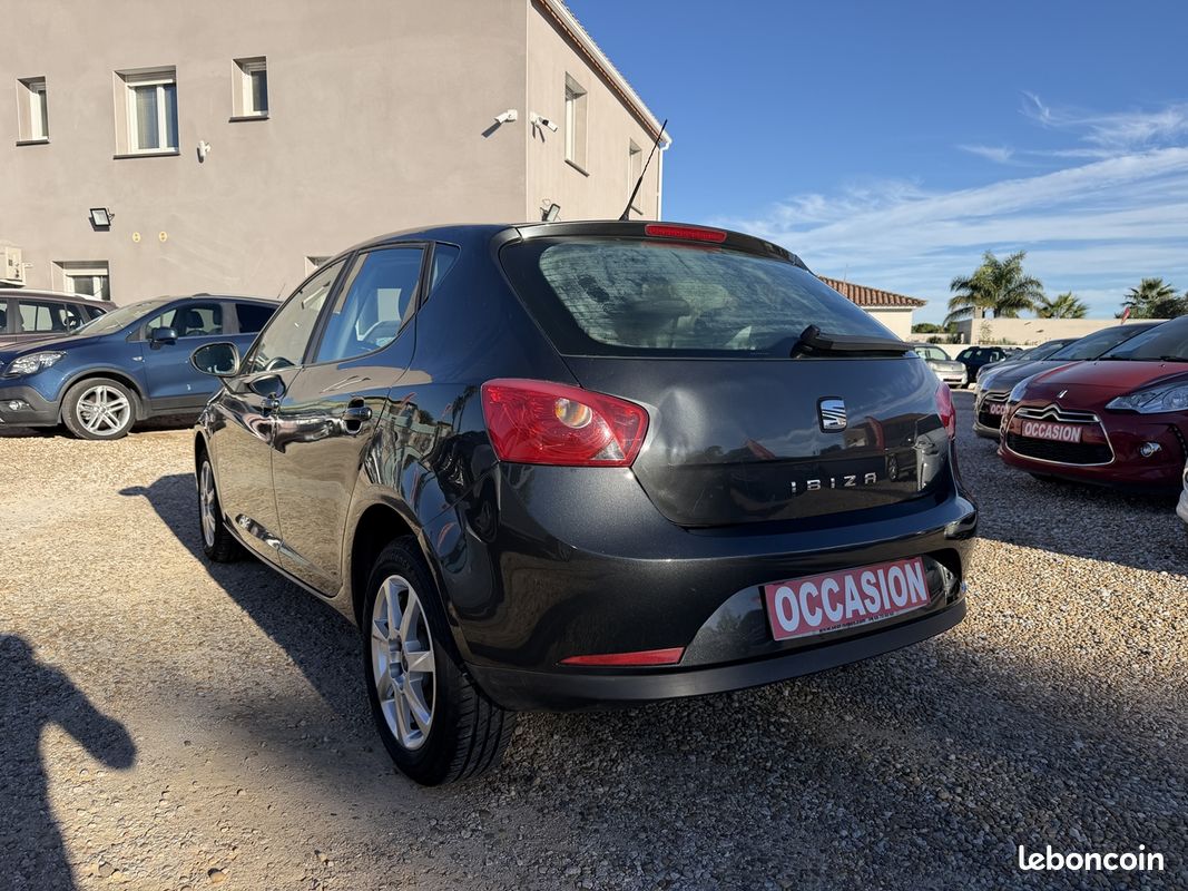 Seat IBIZA 1.4 TDI FAP STYLANCE 5P (image 3)
