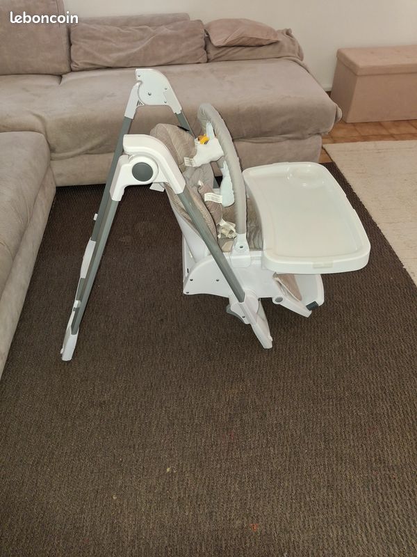 Chaise haute (image 3)