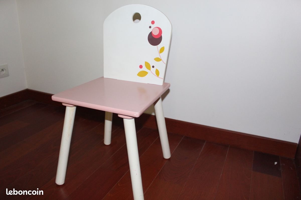 Chaise enfant (image 1)